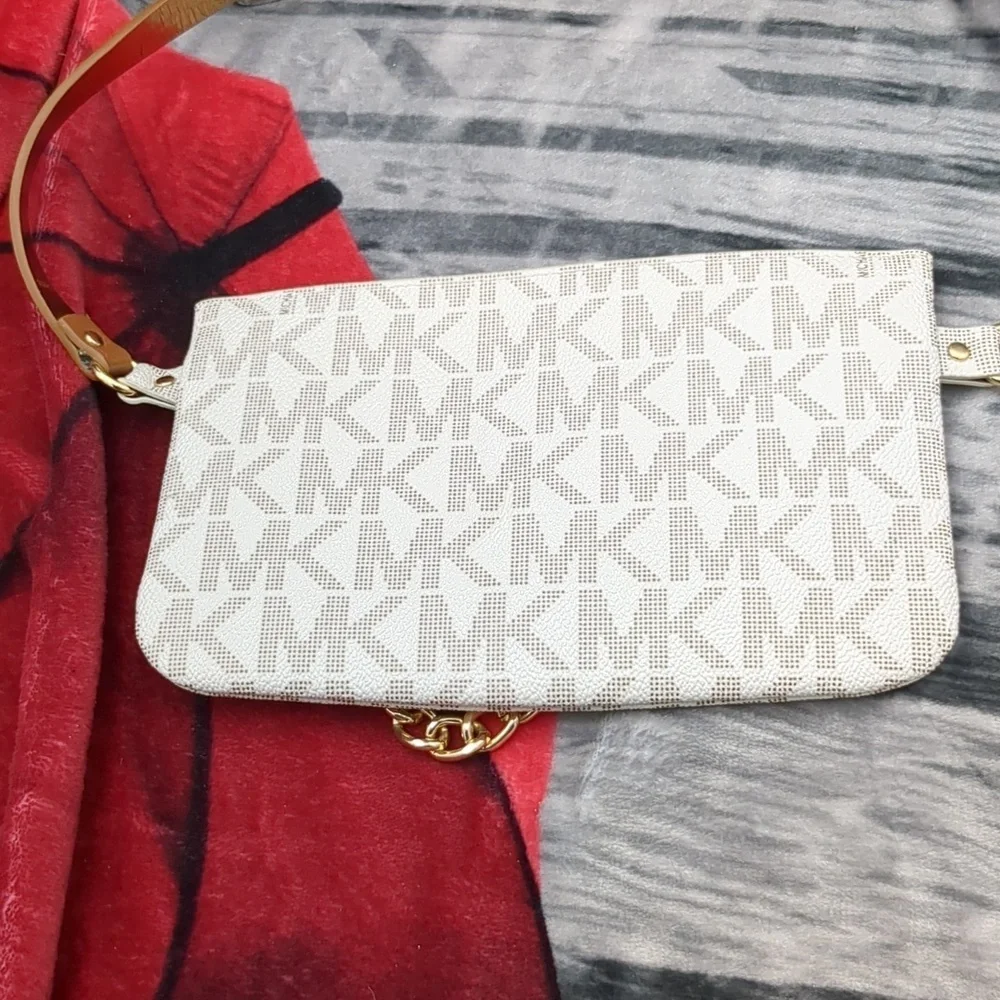 Michael kors belt bag